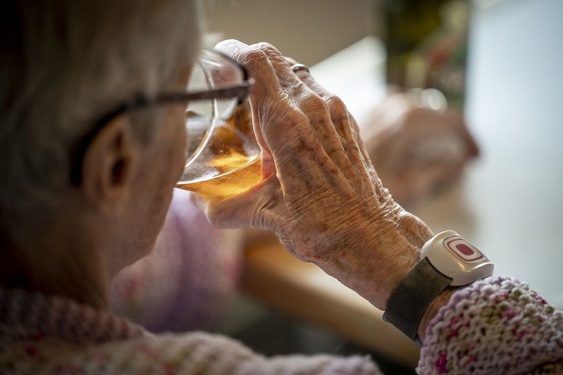 Der bliver flere ældre, men samtidig bliver der færre plejehjem og plejeboliger, viser en ny kortlægning fra Vive.