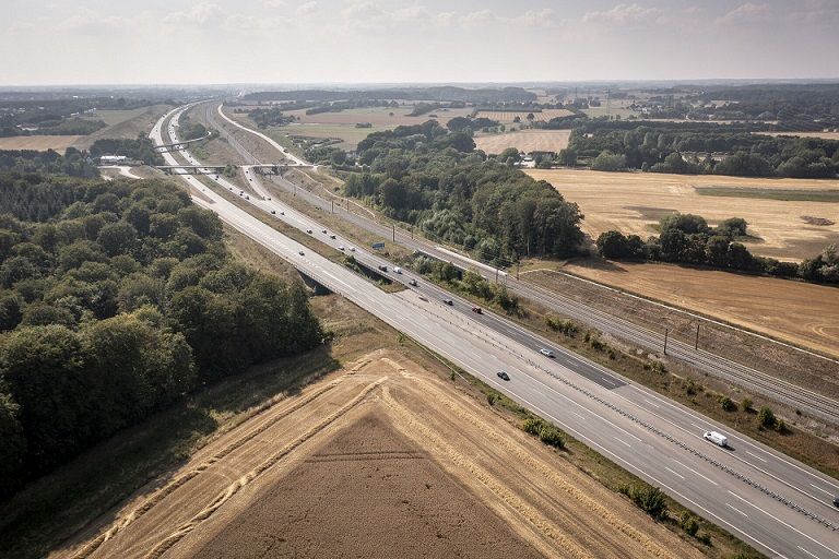 Motorvej E20 strækker sig igennem Sorø, Slagelse og Ringsted og her ønsker borgmestrene at sænke farthastigheden til 110 kilometer i timen, hvor den flere steder er på 130 kilometer i timen.