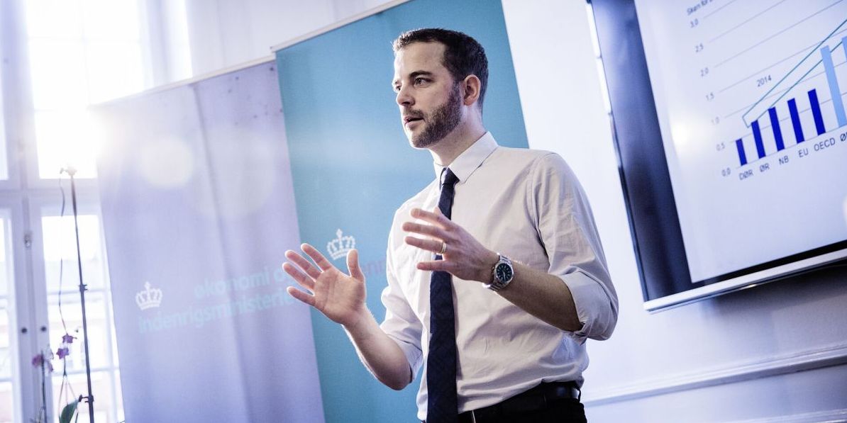 Mange var skeptiske, da den radikale leder Morten Østergaard i 2014 satte et mål om tre millioner beskæftigede i Danmark. Nu er vi tæt på målet, og det viser behovet for ambitiøse reformplaner, skriver chefredaktør Arne Ullum i denne kommentar.