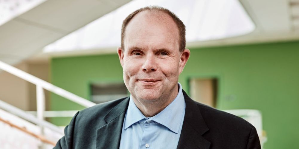 "Der, der ofte sker, for mennesker med handicap er, at lægen siger, det formentlig er handicappets skyld, borgeren har ondt i maven," siger Thorkild Olesen, landsformand for Danske Handicaporganisationer.