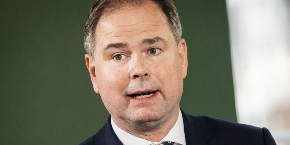 Endnu engang har finansministeren måtte forholde sig til sin retorik om udgifterne på det specialiserede socialområde.