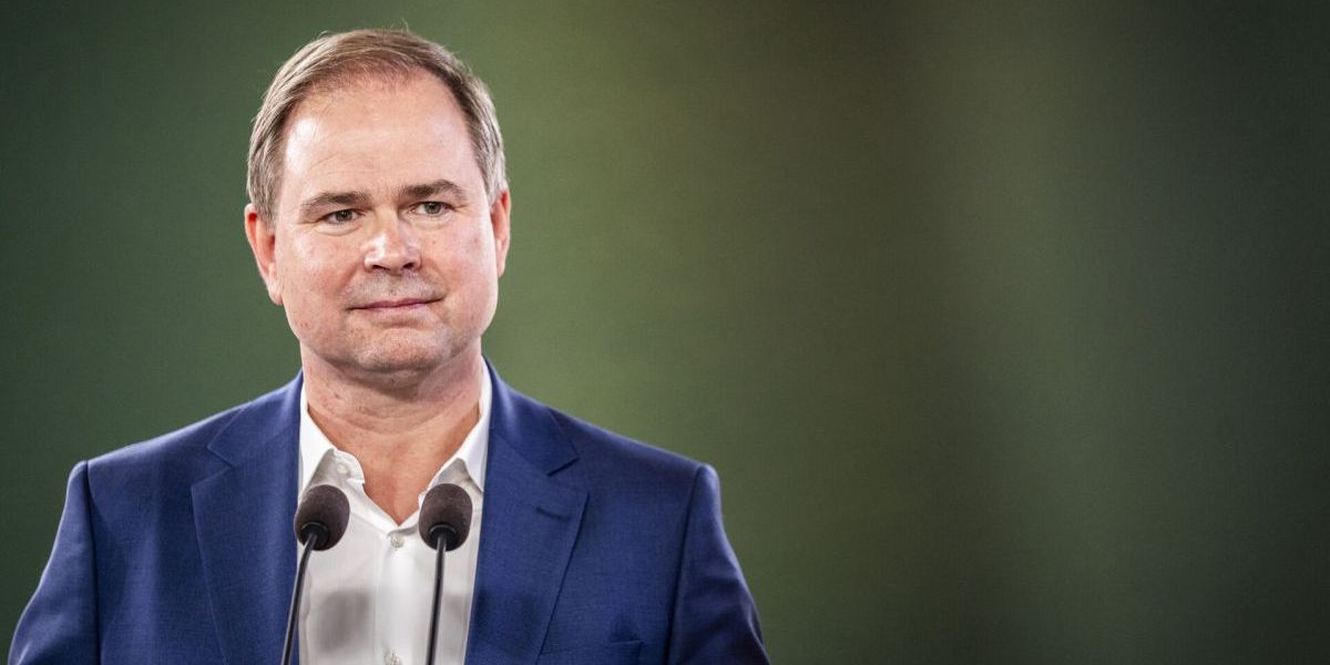 Finansminister Nicolai Wammen vil kompensere kommunerne for de ekstra lønudgifter, som bliver et resultat af trepartsdrøftelserne via den almindelige PL-regulering,
