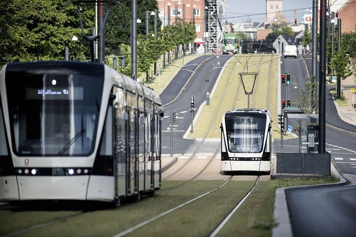 Letbanen i Odense er kommet dårligt fra start med et tocifret millionbeløb i år, som kommunen skal dække ind for.