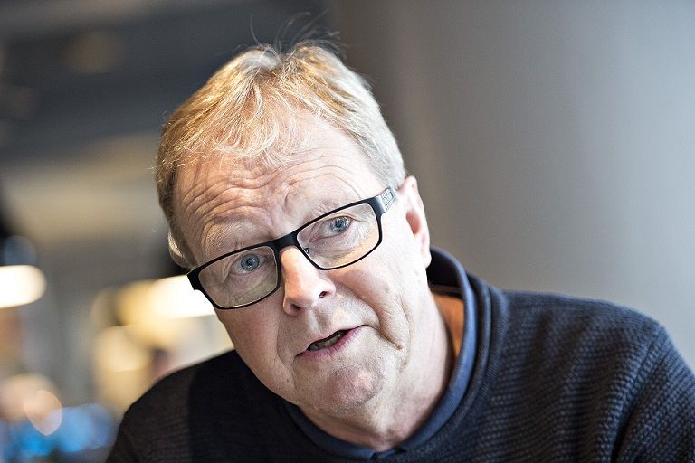 Borgmester Ulrik Wilbek har forlænget sin sygemelding. Den første melding lød ellers, at han forventede at være retur i dag, fredag.