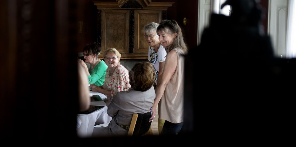 Det skal indsamle viden og forskningsresultater om seniorers arbejdsliv og hermed skubbe på en kulturændring, så flere arbejdspladser ønsker at fastholde og ansatte seniorer.
