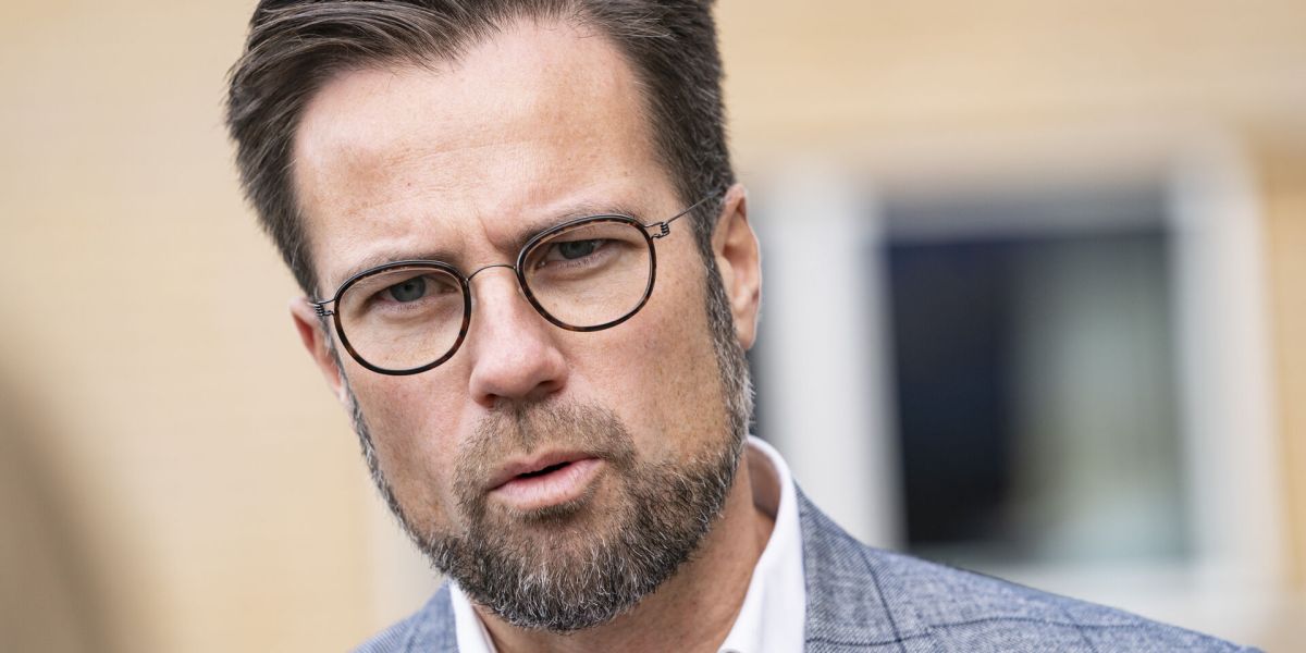 Skal a-kasserne spille en større rolle i fremtidens beskæftigelsesindsats, er det afgørende, at også de har hånden på kogepladen, mener Peter Rahbæk Juel