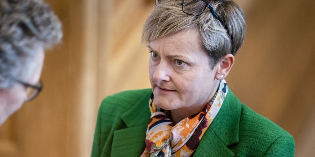 Socialminister Pernille Rosenkrantz-Thiel finder det bekymrende, at borgere ikke har fået den hjælp, de har krav på.