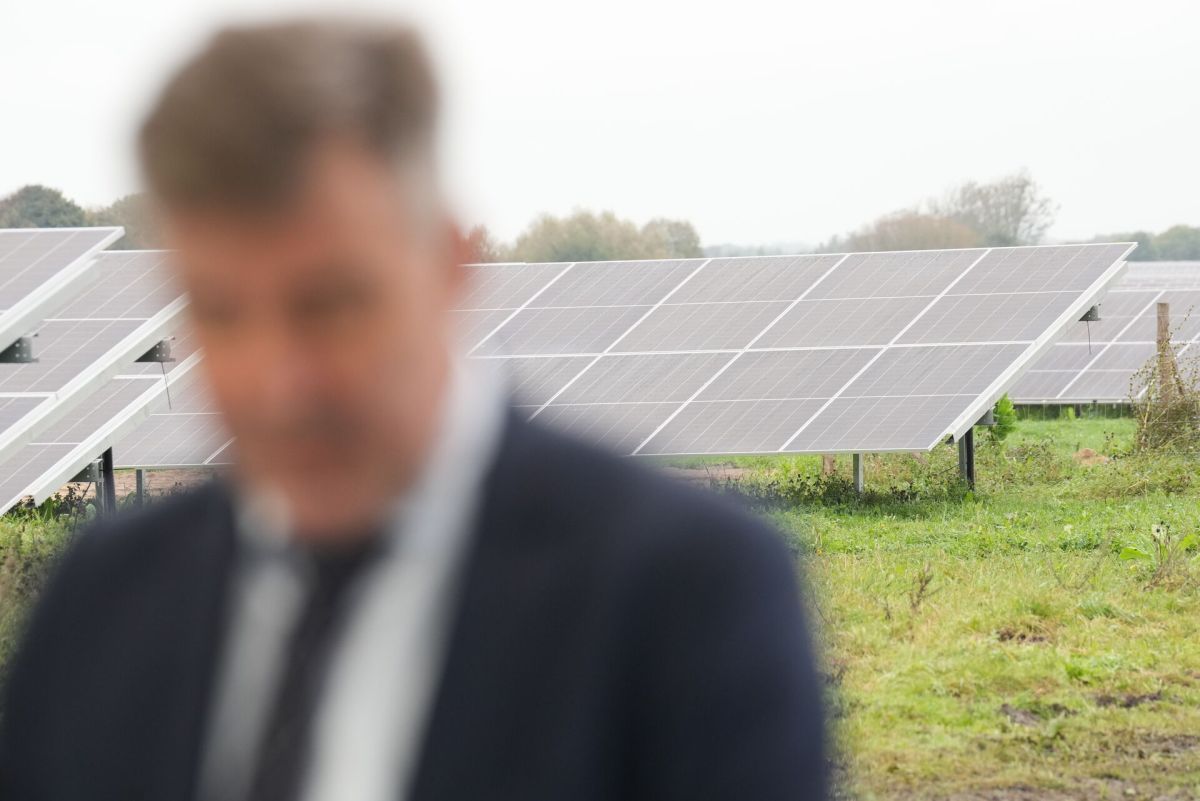 Klima- energi- og forsyningsminister Lars Aagaard (M) forventer, at der skal investeres på den anden side af 700 milliarder kroner de kommende syv år - både private og offentlige penge - for at indfri de grønne målsætninger.