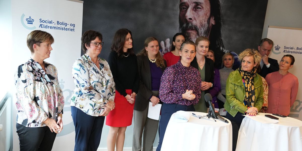 Social- og boligminister Pernille Rosenkrantz-Theil (S) afholdte i dag pressemøde om den nye aftale om fordelingen af midler på social-, sundheds- og arbejdsmarkedsområdet 2024-2027 (SSA-midlerne) i Social-, Bolig- og Ældreministeriet i København. Ældreområdet får omkring 70 mio. kr.