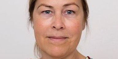 "Der er i dag mange forskellige tilsyn på ældreområdet. Tilsyn som varetages af forskellige myndigheder fra forskellige sektorer med forskellige fagligheder og styringslogikker. Tilsynene har hvert deres fokus, og der mangler blik for samspil, dynamikker og koordinering mellem den samlede række af tilsyn," skriver Mette Olander, direktør for Social, Job og Sundhed i Roskilde Kommune, i dette debatindlæg.