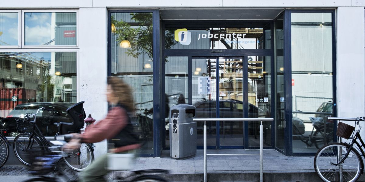 I november var der ifølge den seneste ledighedsindikator 84.600 ledige svarende til, at 2,8 procent af arbejdsstyrken var uden arbejde.