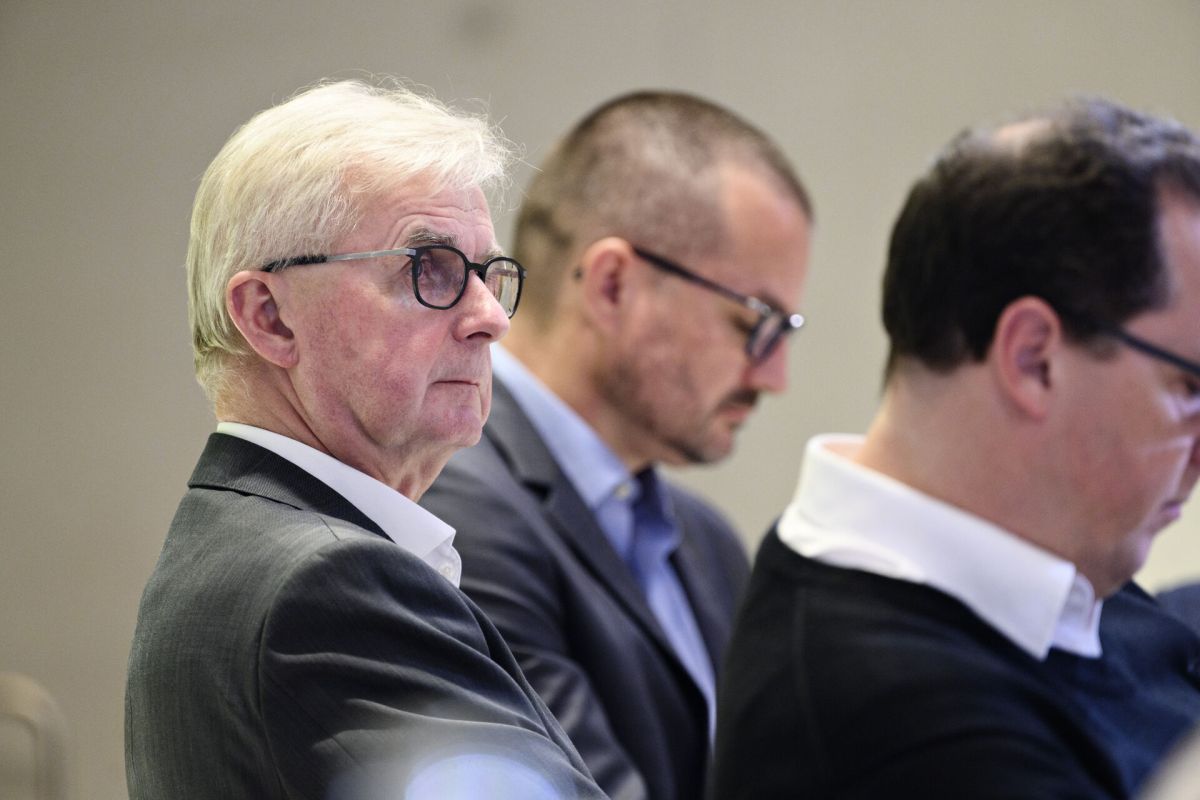 Borgmester Tonni Hansen (SF) blev mødt af kritik fra både forældre og politikere ved byrådsmødet i mandags. Han fastholder, at han reagerede prompte, da han blev bekendt med problemerne i kommunens familieafdeling.