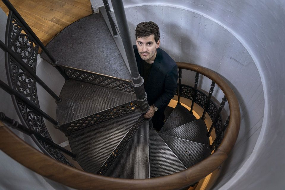 Integrations- og udlændingeordfører for Socialdemokratiet Frederik Vad vil gerne mødes med kritisk byrådsmedlem.
