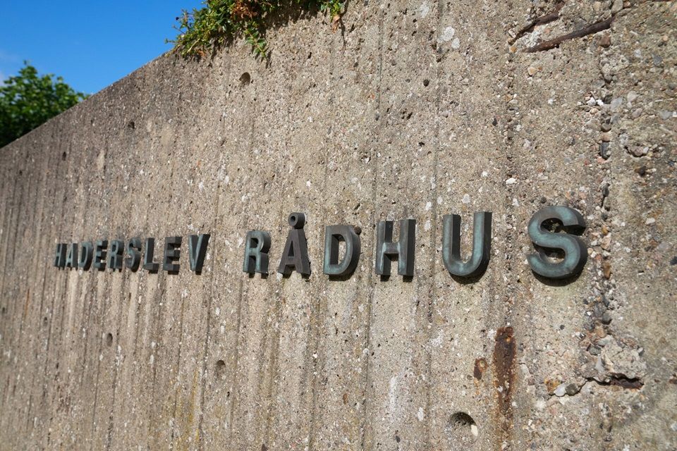 Skolebestyrelse har ikke fået noget ud af en klage til Ankestyrelsen i en sag om manglende information.